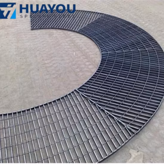 Plaque de caillebotis en acier de plate-forme galvanisée à chaud de grille de barre d'acier de passages couverts industriels de matériaux de construction